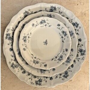 Johann Haviland BLUE GARLAND Thailand Traditions 3 Pc Place Setting Plates